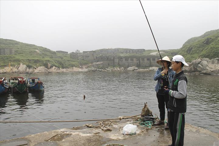 慈溪母子渔山岛钓小虎头鱼 [复制]