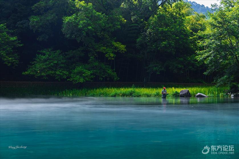 宁波下严村自然形成雾景