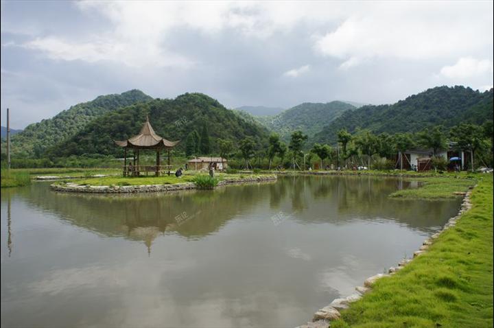 鄉村風情--巴掌東論