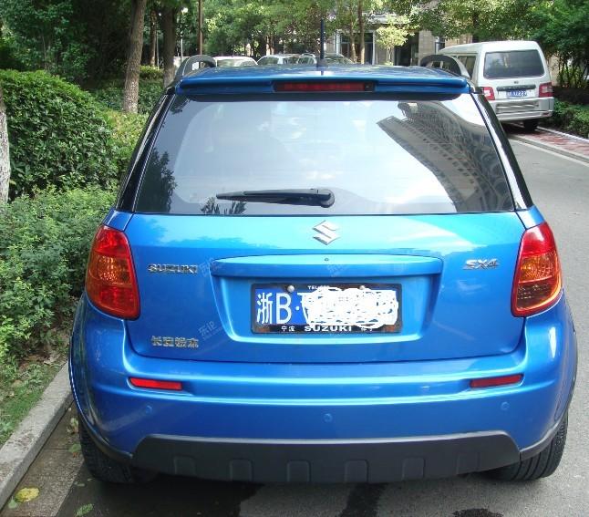 个人转让07年铃木天语sx4的2厢1辆!