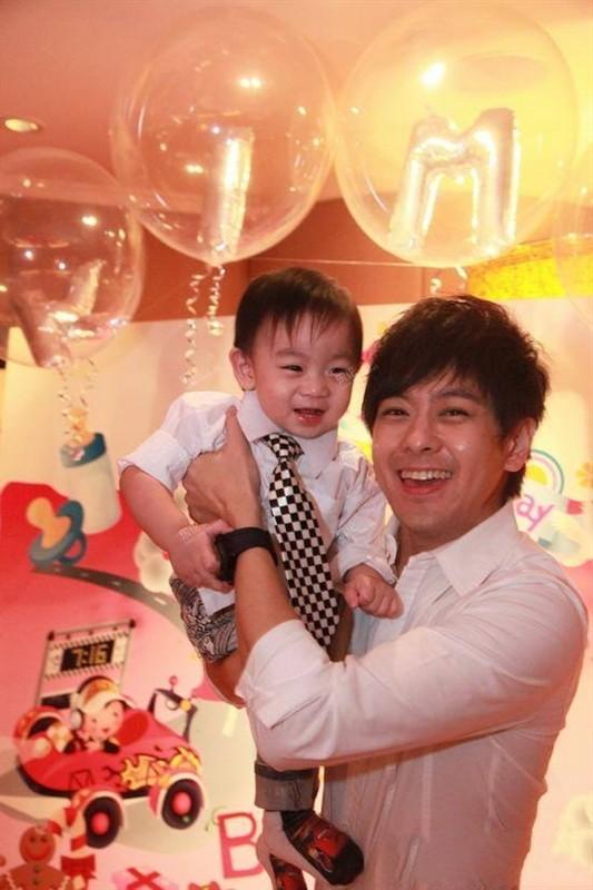 林志颖儿子"小小志",矮油萌死个人啊! [复制]