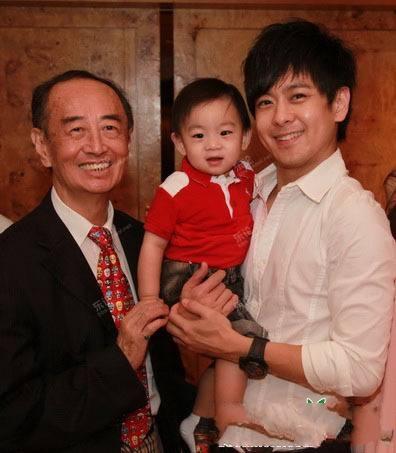 林志颖儿子"小小志",矮油萌死个人啊! [复制]