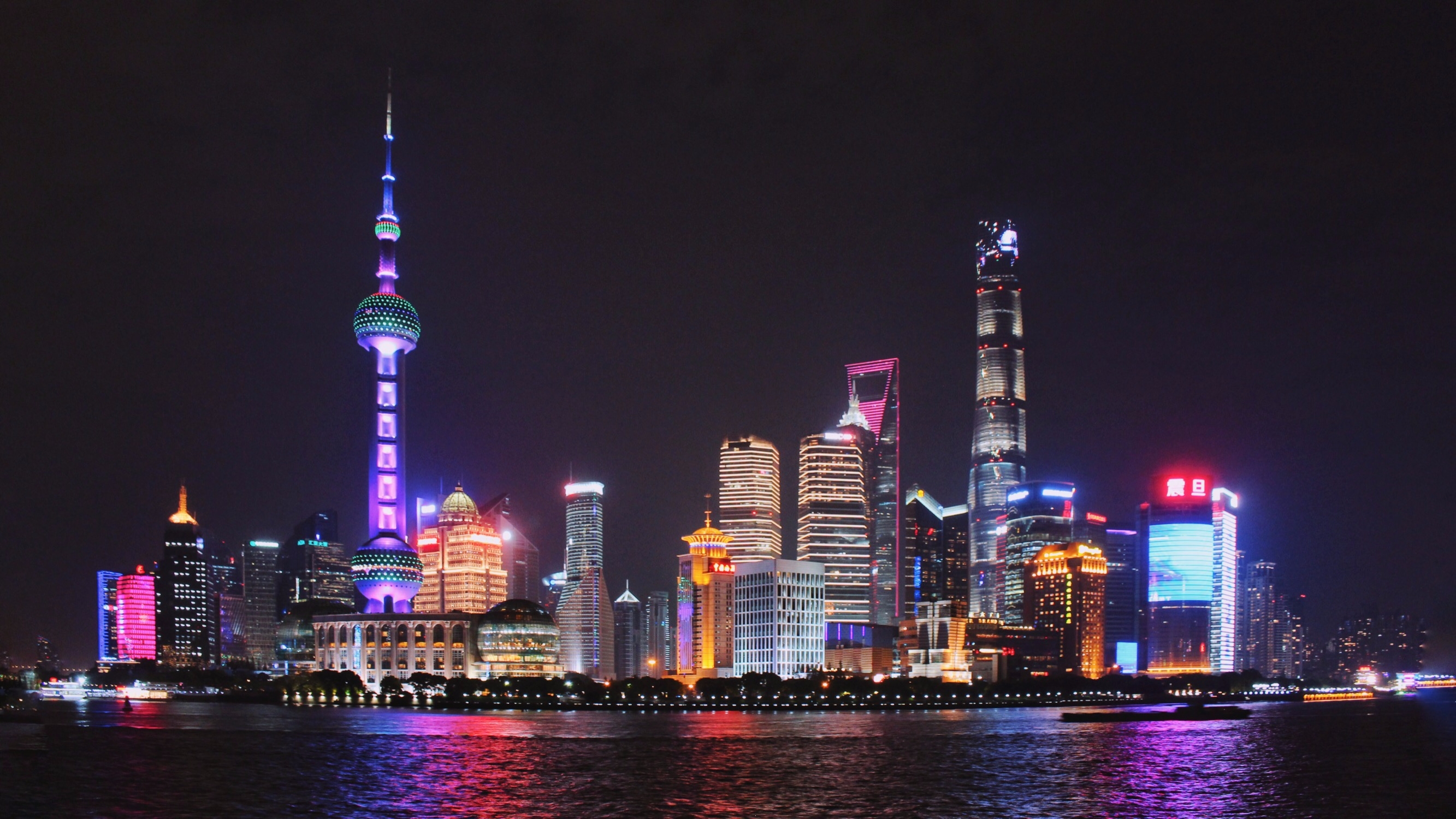 上海电视台夜景的照片图片