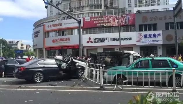 惊险,慈溪七车连撞万幸没人受重伤!安全带很重要