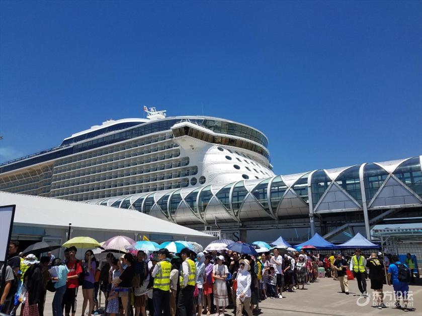 坐奢华游轮出海,房间就像漂在海上……