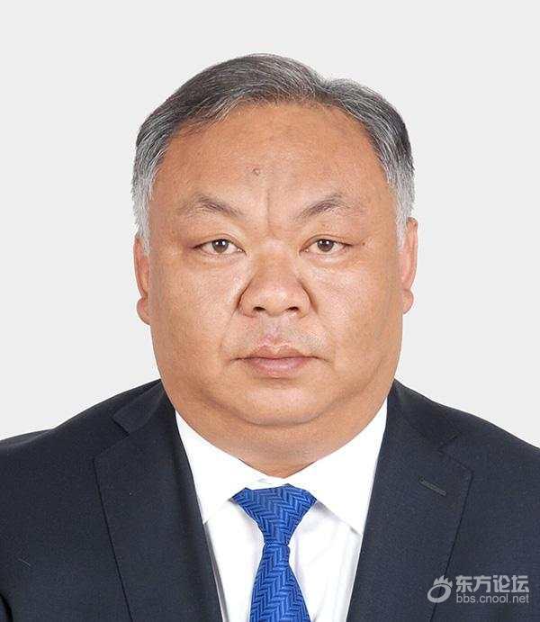 昨天,被这位80后白发干部刷屏!网友都说心疼