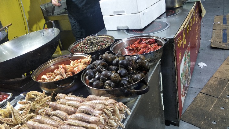 正月里逛无锡南禅寺美食一条衔