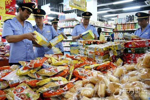 买了12包过期豆干索赔2400元,法院会怎么判?答案来了