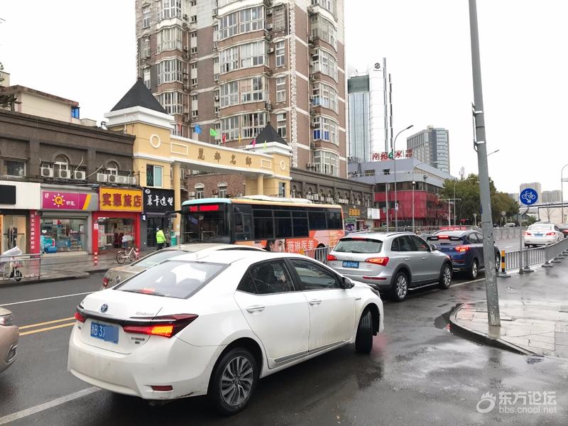 寧波還有哪個停車場比這個更繁忙?這陣勢簡直嚇尿了