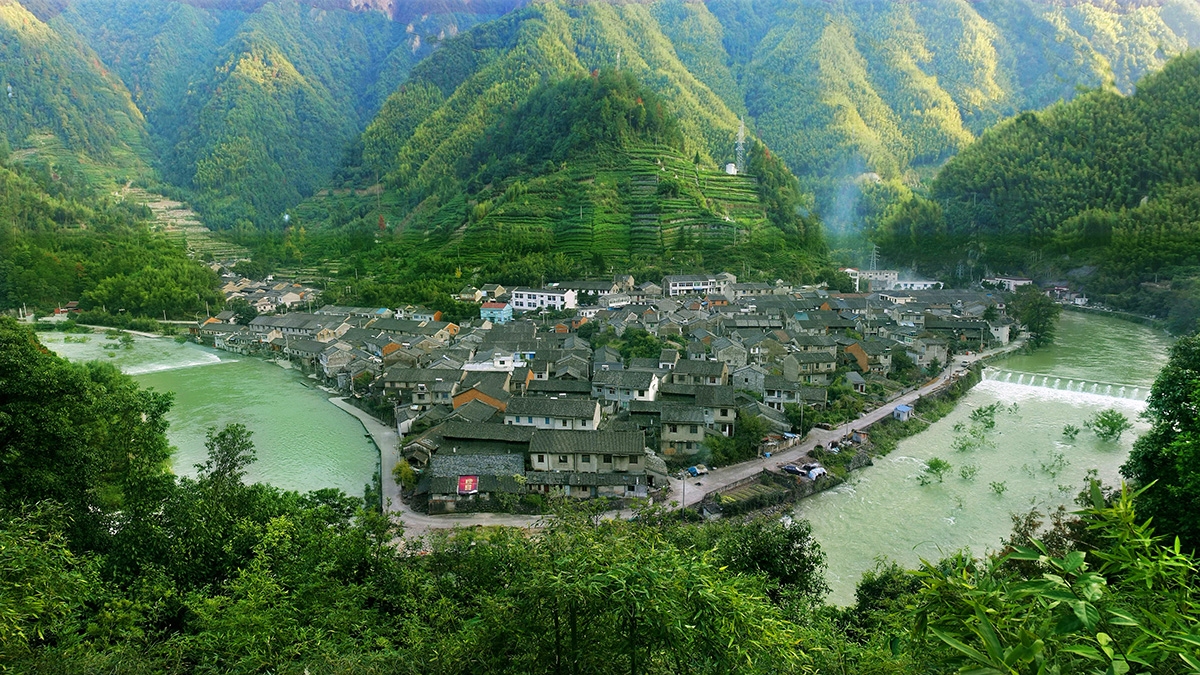 摄海曙一村庄,听老人讲述他儿时的抗日见闻