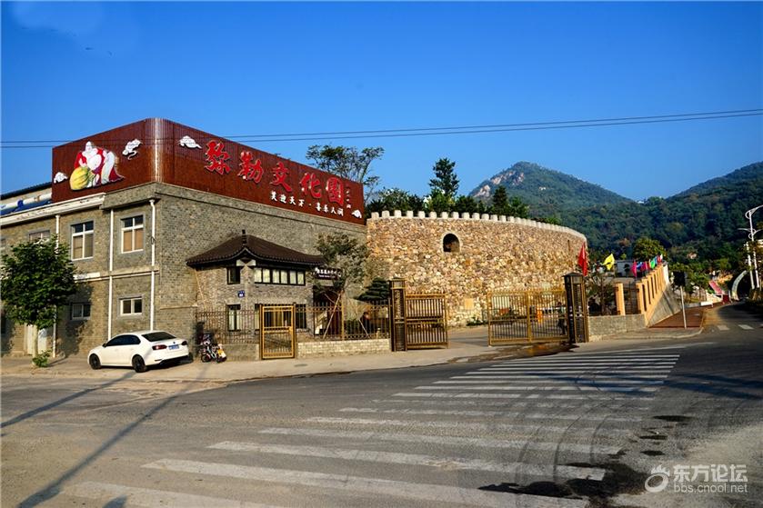 依山傍水的地方,有一个这样的园子,在奉化……