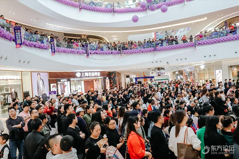 挤爆了!全是人!宁波吾悦广场疯狂两周年嗨翻全城!
