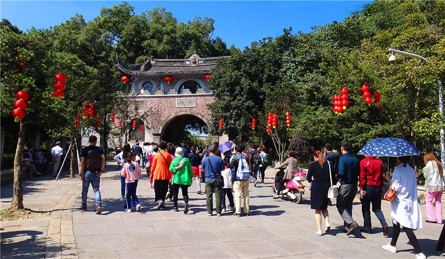 溪口镇是我的家乡,打开了以前拍的照片,回味一下