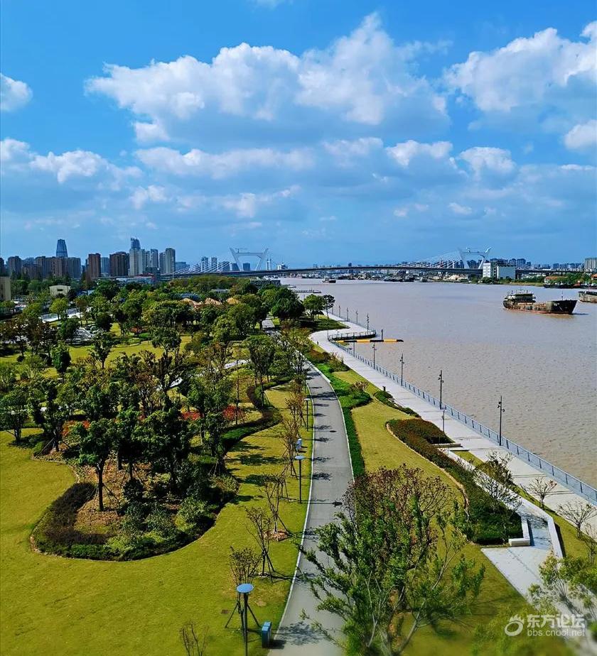 甬江滨江公园,可以说是休闲娱乐的好去处.