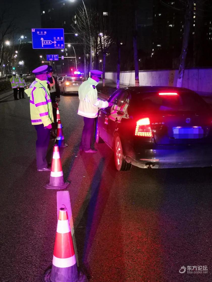 你以为“换马甲”后,交警蜀黍就查不到你了?