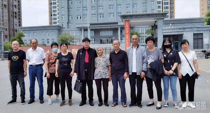 河南老人两子一孙被杀,拾荒追凶12年