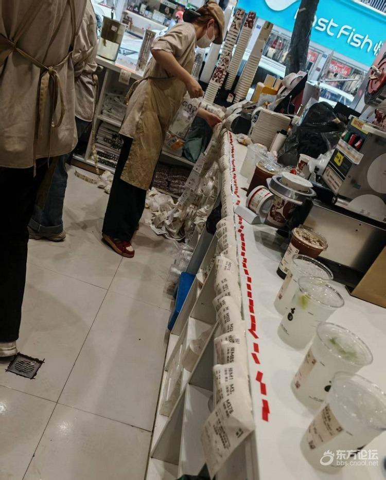 0元购的奶茶你拿了吗?想到了十年前的网约车大战